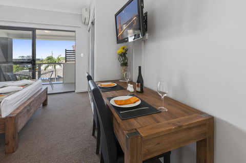 La Vida On Anzac - Accommodation Redcliffe 28