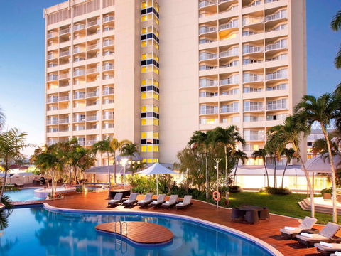 Pullman Cairns International - Accommodation Redcliffe 40