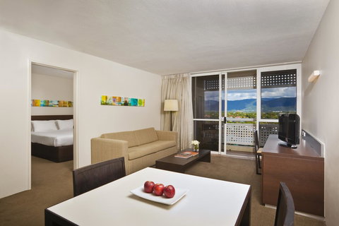 Cairns Harbourside Hotel - Accommodation Redcliffe 13