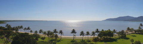 Cairns Harbourside Hotel - Accommodation Redcliffe 8