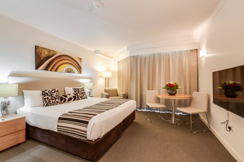 Central Cosmo Apartment Hotel - Accommodation Redcliffe 19