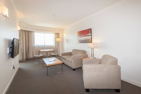 Central Cosmo Apartment Hotel - Accommodation Redcliffe 16