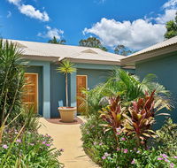 Blue Summit Hideaway - Accommodation Redcliffe