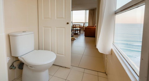 Chateau Beachside Resort - Accommodation Redcliffe 22