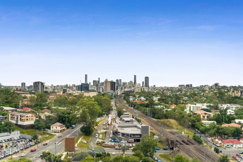 Essence Suites Taringa - Accommodation Redcliffe 18