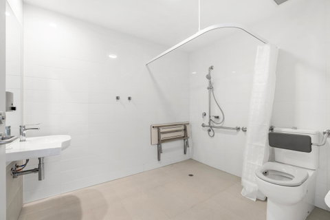 Essence Suites Taringa - Accommodation Redcliffe 20