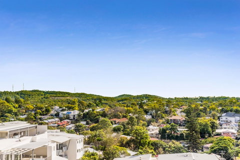 Essence Suites Taringa - Accommodation Redcliffe 37