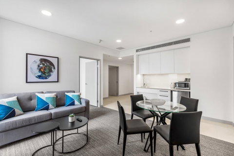 Essence Suites Taringa - Accommodation Redcliffe 12
