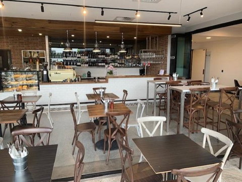 Essence Suites Taringa - Accommodation Redcliffe 5