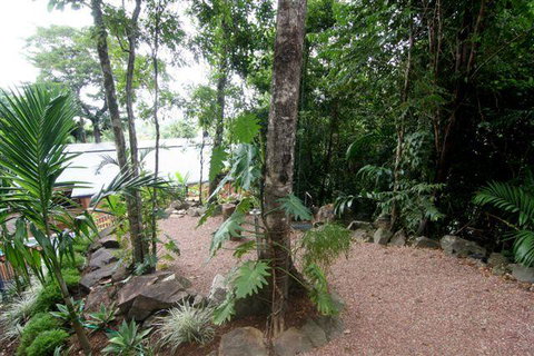 Cairns Rainforest Retreat - Accommodation Redcliffe 10