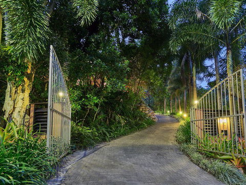 Cairns Rainforest Retreat - Accommodation Redcliffe 2