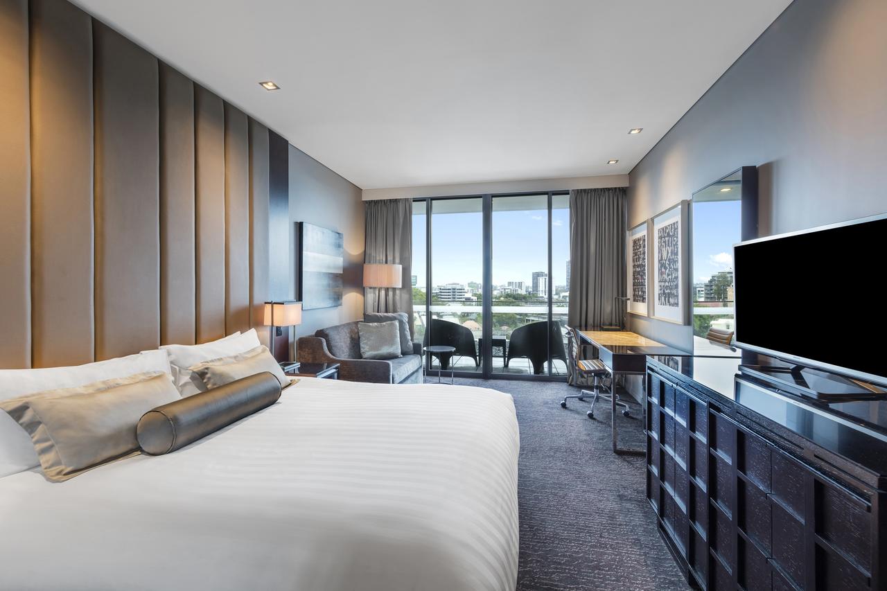 Nudgee QLD Accommodation Redcliffe