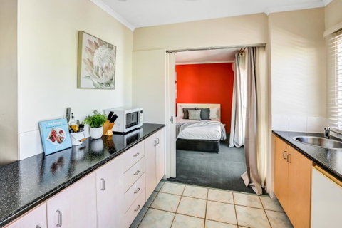 Coral Tree Inn - Accommodation Redcliffe 27