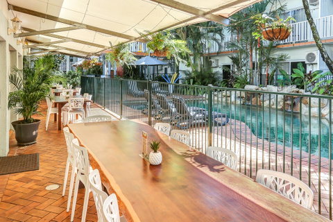 Coral Tree Inn - Accommodation Redcliffe 22