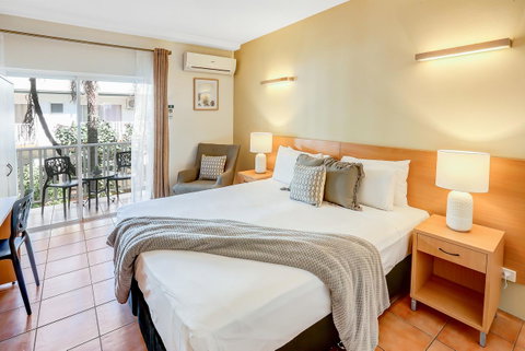 Coral Tree Inn - Accommodation Redcliffe 13