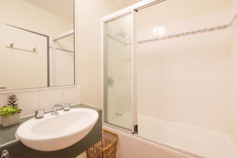 Coral Tree Inn - Accommodation Redcliffe 41