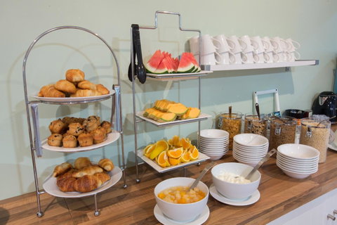 Coral Tree Inn - Accommodation Redcliffe 17