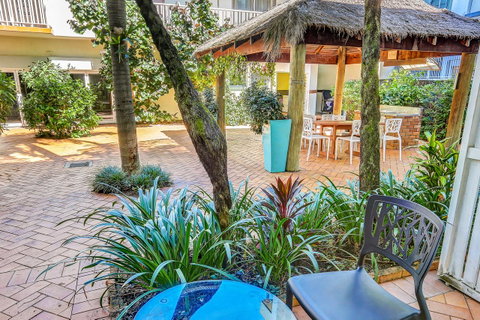 Coral Tree Inn - Accommodation Redcliffe 10