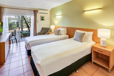 Coral Tree Inn - Accommodation Redcliffe 11