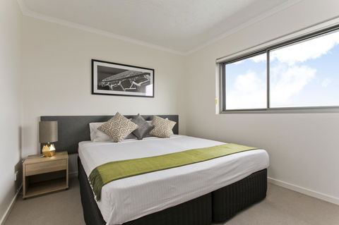 Arise Princess Regent Apartments - Accommodation Redcliffe 7