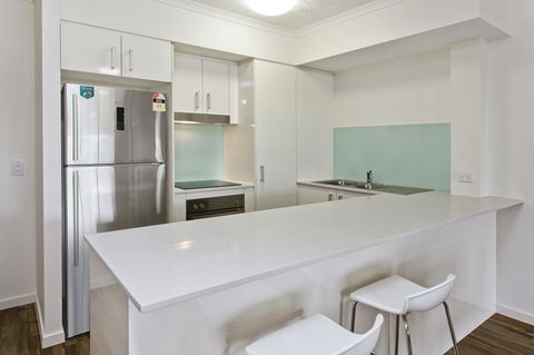 Arise Princess Regent Apartments - Accommodation Redcliffe 5