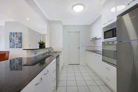Oscar On Main Beach Resort - Accommodation Redcliffe 16