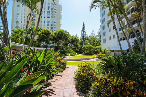 Oscar On Main Beach Resort - Accommodation Redcliffe 21