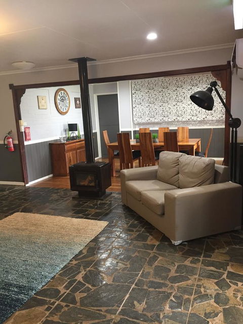 Malanda Manor Guesthouse - Accommodation Redcliffe 21