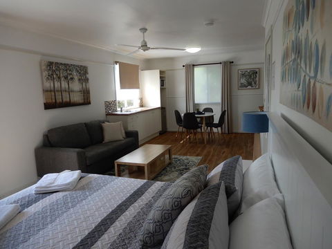 Malanda Manor Guesthouse - Accommodation Redcliffe 19
