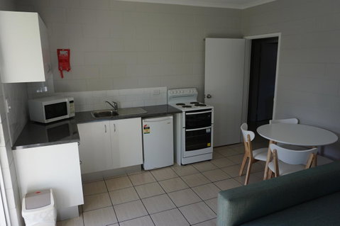 YAL Cairns - A Motel That Makes A Difference - Accommodation Redcliffe 26