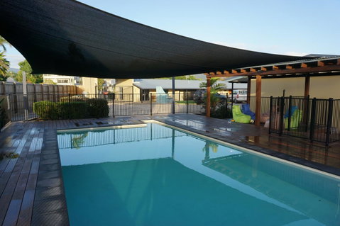 YAL Cairns - A Motel That Makes A Difference - Accommodation Redcliffe 28