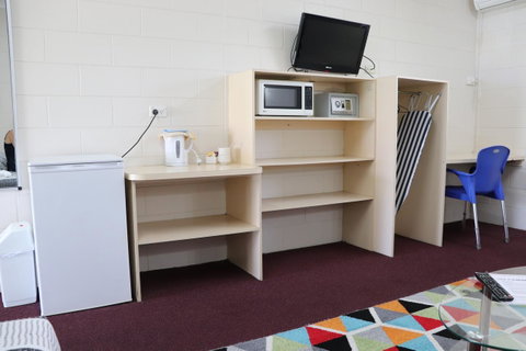 YAL Cairns - A Motel That Makes A Difference - Accommodation Redcliffe 19