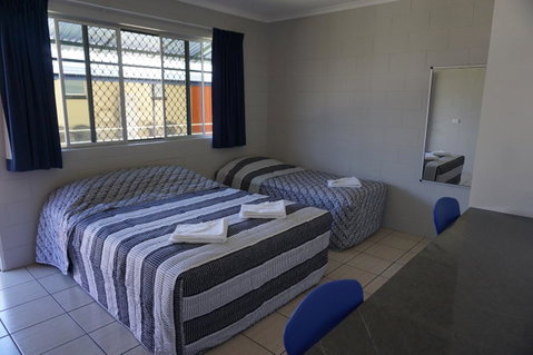 YAL Cairns - A Motel That Makes A Difference - Accommodation Redcliffe 30