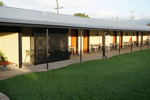 YAL Cairns - A Motel That Makes A Difference - Accommodation Redcliffe 38