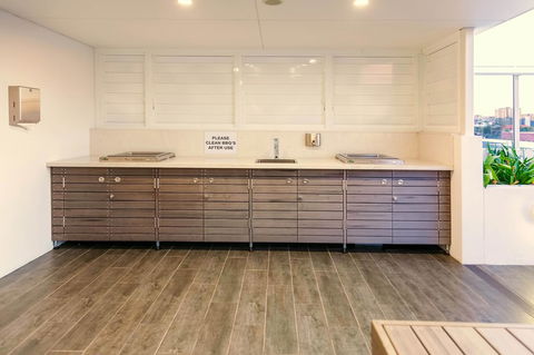 DoubleOne3 Apartments - Accommodation Redcliffe 36