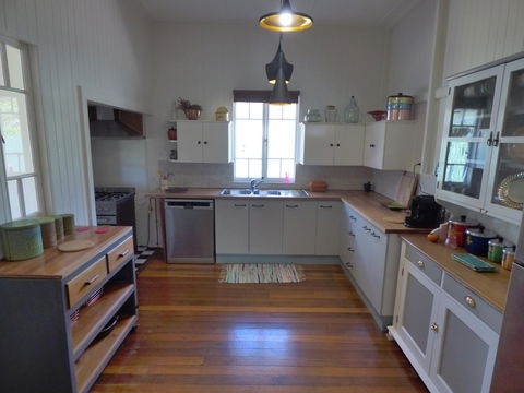 Lilly Pilly House - Accommodation Redcliffe 7