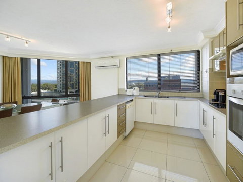 Excluza - Accommodation Redcliffe 2