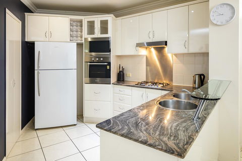 Jack And Newell Holiday Apartments - Accommodation Redcliffe 30