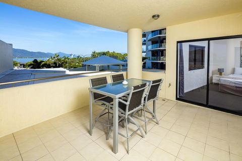 Jack And Newell Holiday Apartments - Accommodation Redcliffe 41