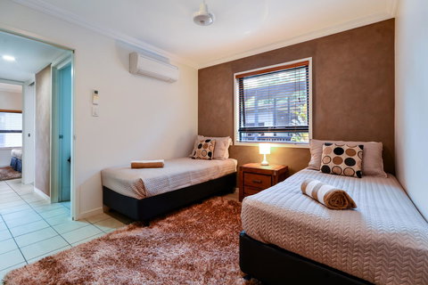 Oasis Apartments On Hamilton Island By HIHA - Accommodation Redcliffe 8