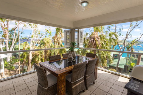 Oasis Apartments On Hamilton Island By HIHA - Accommodation Redcliffe 7