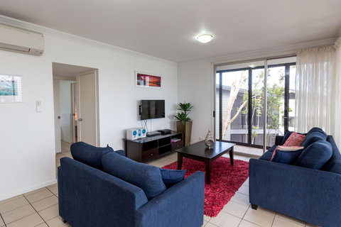 Oasis Apartments On Hamilton Island By HIHA - Accommodation Redcliffe 5