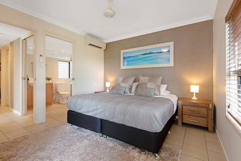 Oasis Apartments On Hamilton Island By HIHA - Accommodation Redcliffe 17