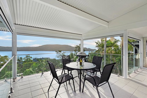 Oasis Apartments On Hamilton Island By HIHA - Accommodation Redcliffe 32