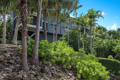 Oasis Apartments On Hamilton Island By HIHA - Accommodation Redcliffe 23