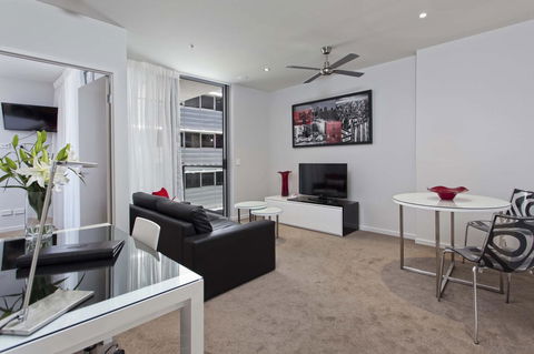 Mantra Midtown - Accommodation Redcliffe 9