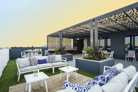 Arise Harmony Apartments - Accommodation Redcliffe 1
