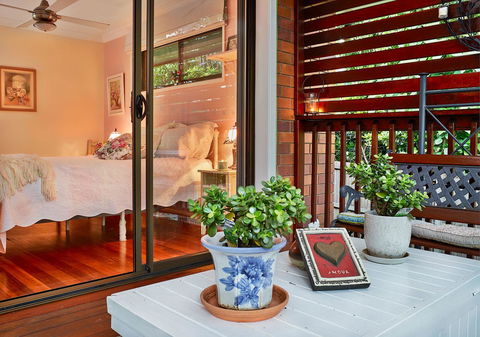 Manitzky Magic -B&B Home With Heart - Accommodation Redcliffe 1
