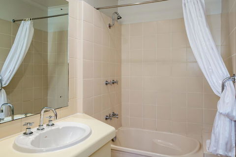 Cairns Colonial Club Resort - Accommodation Redcliffe 31