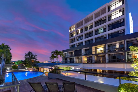 Sunshine Tower Hotel - Accommodation Redcliffe 3
